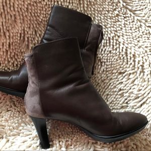 Like new, gently worn Aquatalia Boots